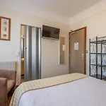 La Roseraie 2*
