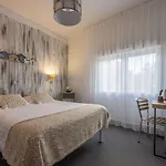 Hotel La Roseraie 2*