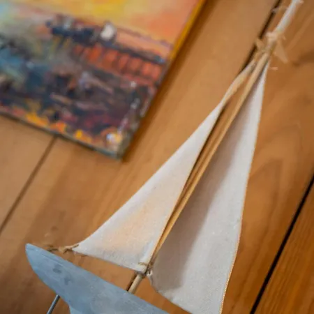 La Roseraie Hotell 2*