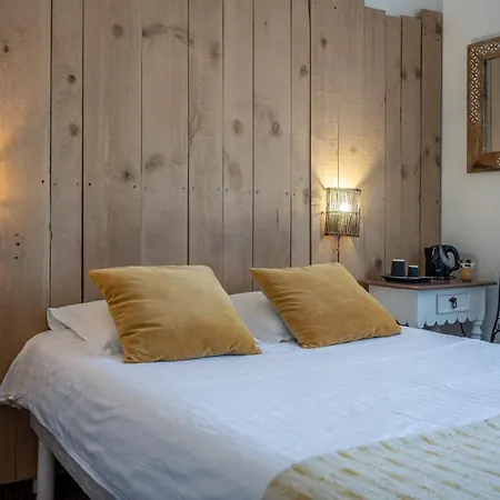 Hotell La Roseraie 2*