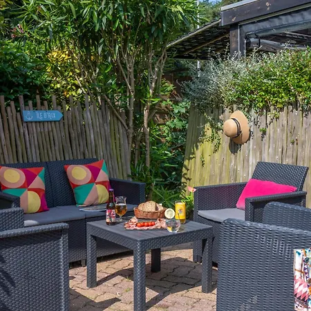 La Roseraie Hotell 2*