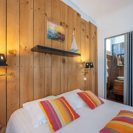 Hotell La Roseraie Fouras