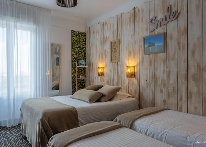 La Roseraie 2* 富拉